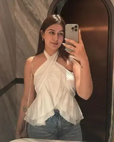 Call Girl Raniwara